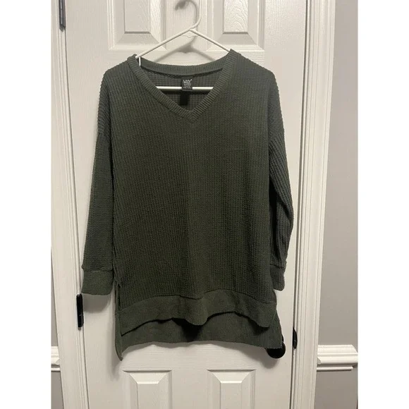 Women's Olive Green Solid Waffle Knit Tunic by Lidy S/M - Picture 1 of 7